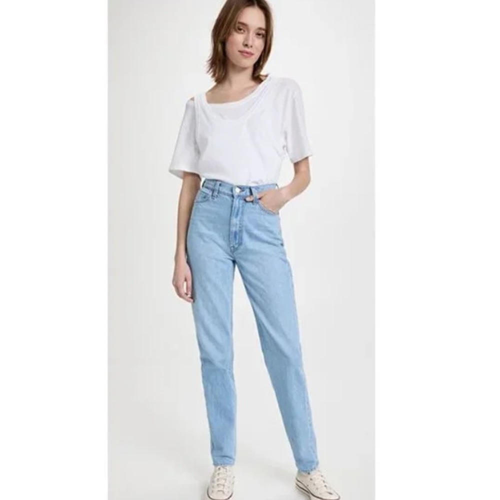 Snacks Mother super high rise light denim jeans